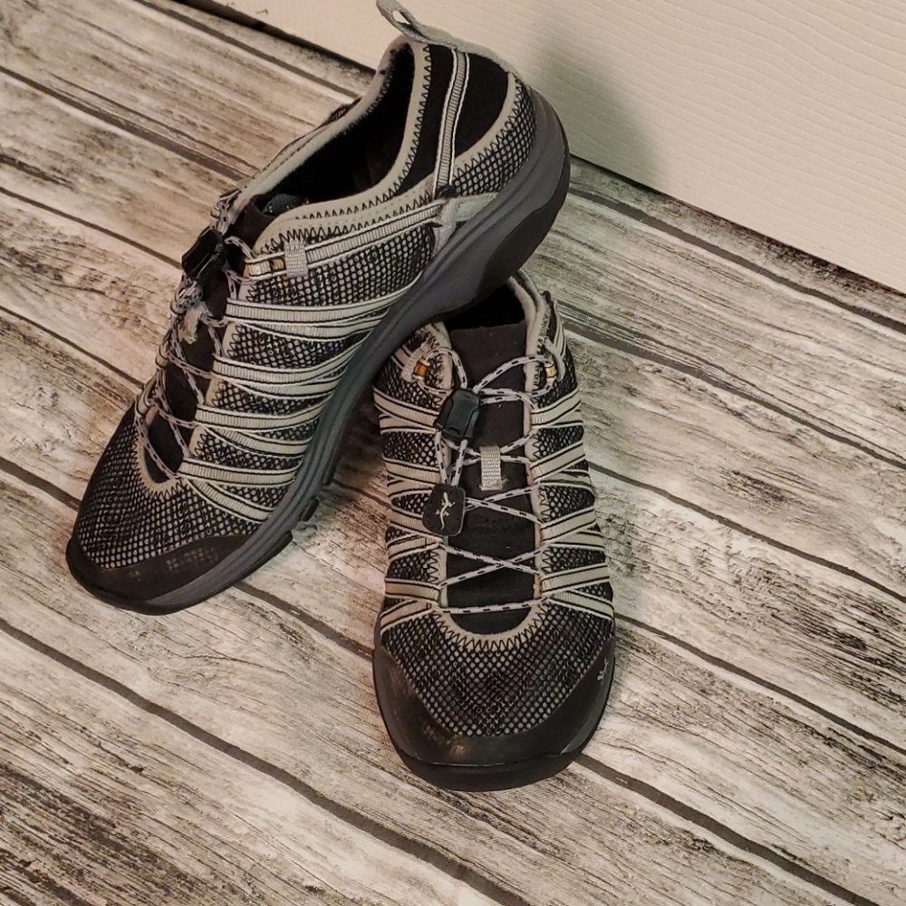 Chaco Performance Footwear woman's size 8
